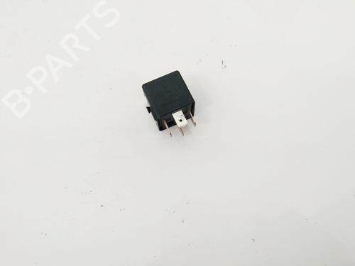 other-mercedes-benz-e-class-w210-1995-1996-1997-1998-1999-2000-2001-2002-2003-32885130 main image