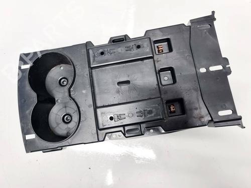 Used Cup/Object holder Cup/Object holder TESLA MODEL S (5YJS) 85D AWD (421 hp) 35160917 35160917