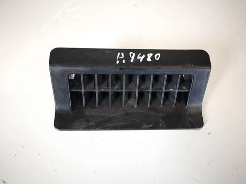 Grille d'aération VW PHAETON (3D1, 3D2, 3D3, 3D4, 3D6, 3D7, 3D8, 3D9) 3.0 V6 TDI 4motion (240 hp) 32955259