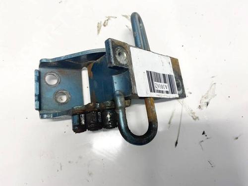 hingedoor-check-strap-audi-a4-b5-8d2-1994-1995-1996-1997-1998-1999-2000-2001-32589712 main image