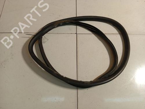 Gummiliste Gummiliste VOLVO S40 II (544) 2.0 D (136 hp) 39544507 39544507