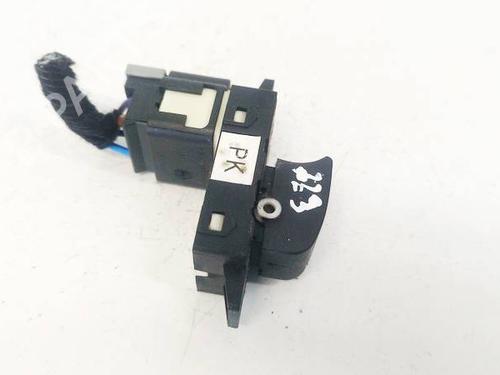 BP32589173I30 main image