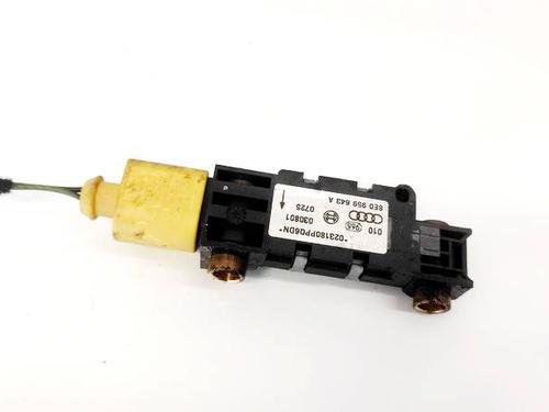 electronic-module-audi-a4-b6-8e2-2000-2001-2002-2003-2004-2005-32959399 main image