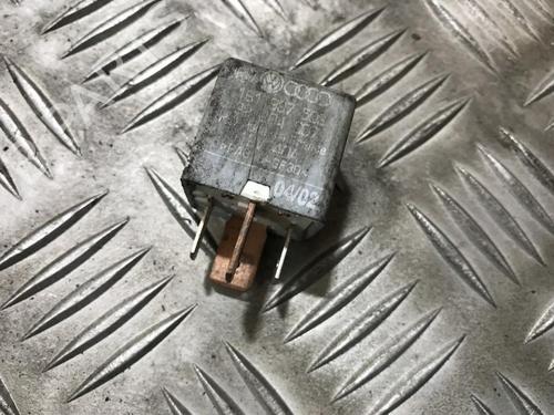 Used Electronic sensor Electronic sensor VW POLO IV (9N_, 9A_) 1.4 16V (75 hp) 33496203 33496203