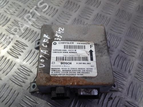Used ECU airbags ECU airbags CHRYSLER VOYAGER / GRAND VOYAGER III (GS_, NS_) 2.5 TD (116 hp) 33491569 33491569