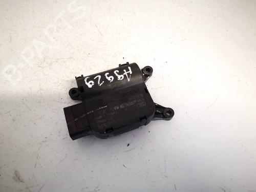 Used Electronic module VW GOLF VI (5K1) 1.6 TDI (105 hp) 32611759