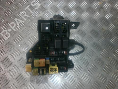 Used Fuse box Fuse box 33481201 33481201