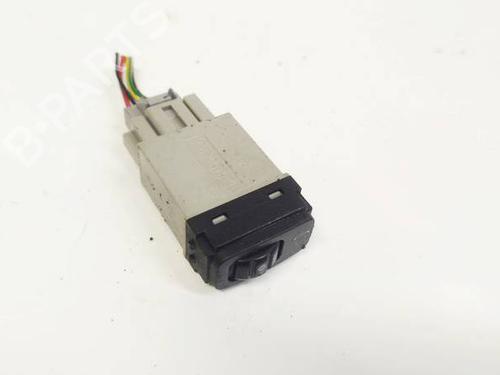 switch-mitsubishi-outlander-i-cu_w-2001-2002-2003-2004-2005-2006-2007-2008-35163119 main image
