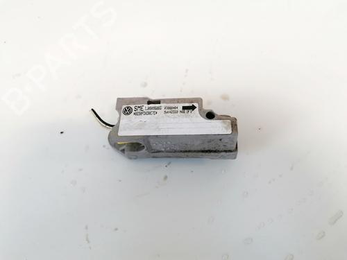electronic-module-vw-sharan-7m8-7m9-7m6-1995-1996-1997-1998-1999-2000-2001-2002-2003-2004-2005-2006-2007-2008-2009-2010-32880103 main image