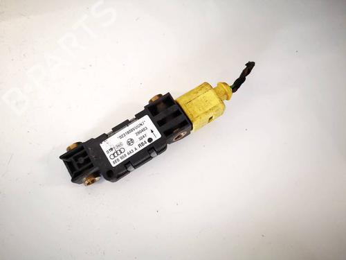Used Electronic module PEUGEOT BOXER Van 2.2 HDi 150 (150 hp) 32944436