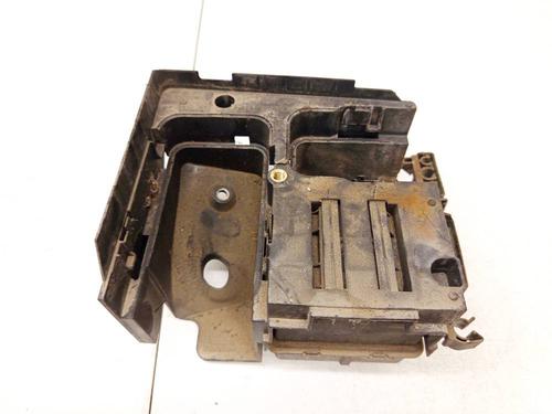 Used Fuse box Fuse box 37864200 37864200