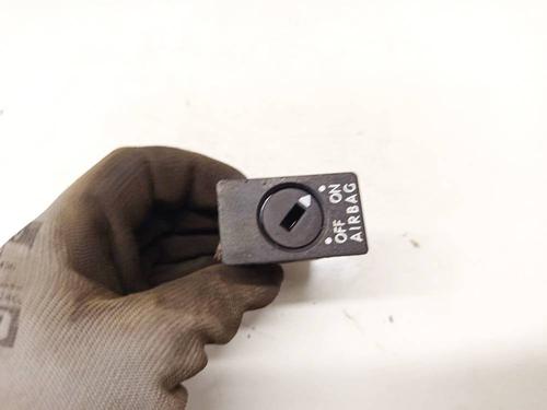 Used Switch VW PASSAT B6 (3C2) 2.0 TDI (140 hp) 32533063