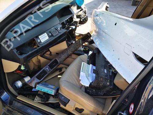 Fuse box BMW 5 (E60) 530 i | BP32914460E1  - Image 11