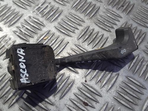 Used Warning switch Warning switch OPEL ASCONA C (J82) 1.6 (F11, F68, M11, M68) (82 hp) 35665162 35665162