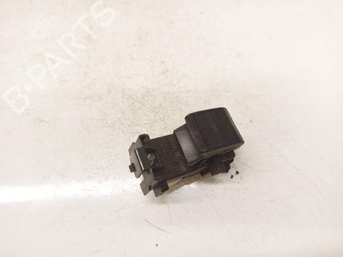 Used Switch Switch TOYOTA RAV 4 III (_A3_) 2.2 D (ALA35_) (150 hp) 33770582 33770582