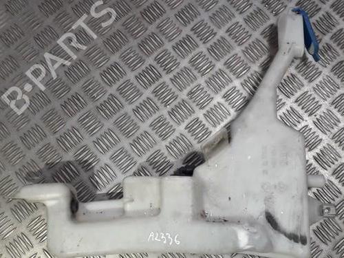 Used Windscreen washer tank Windscreen washer tank MINI MINI (R50, R53) One (90 hp) 35690929 35690929
