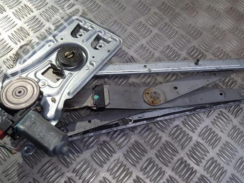 Elevalunas trasero derecho Elevalunas trasero derecho CHRYSLER CONCORDE 3.5 LX (237 hp) 35677144 35677144