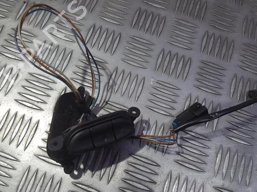Used Steering wheel controls Steering wheel controls 35674737 35674737