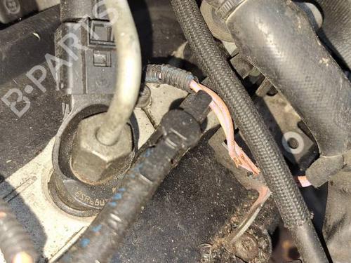 Used Injector Injector VW PHAETON (3D1, 3D2, 3D3, 3D4, 3D6, 3D7, 3D8, 3D9) 3.0 V6 TDI 4motion (224 hp) 35014652 35014652
