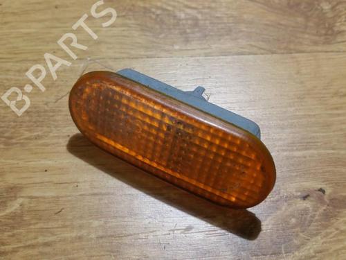Used Right side indicator Right side indicator VW PASSAT B5 Variant (3B5) 1.6 (101 hp) 35651677 35651677