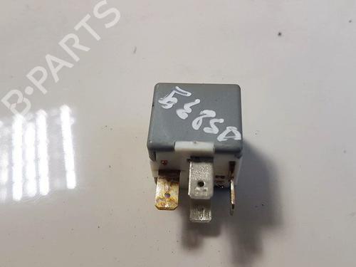 Used Electronic sensor Electronic sensor AUDI 80 B3 Saloon (893, 894, 8A2) 1.8 S (90 hp) 33105647 33105647