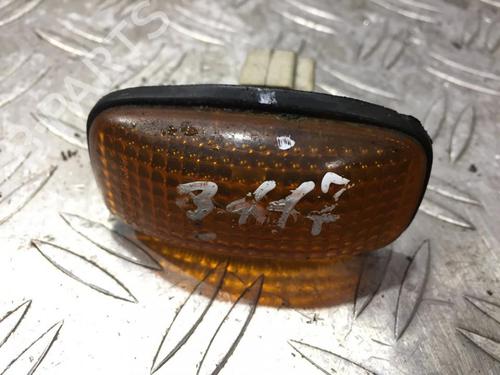 Used Right side indicator Right side indicator NISSAN PRIMERA (P11) 1.8 16V (114 hp) 35656825 35656825