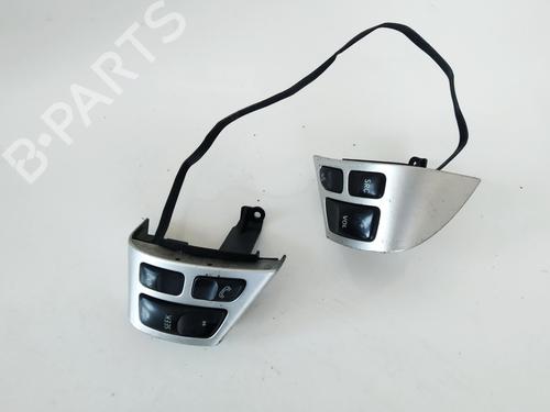 Used Steering wheel controls Steering wheel controls 35497860 35497860