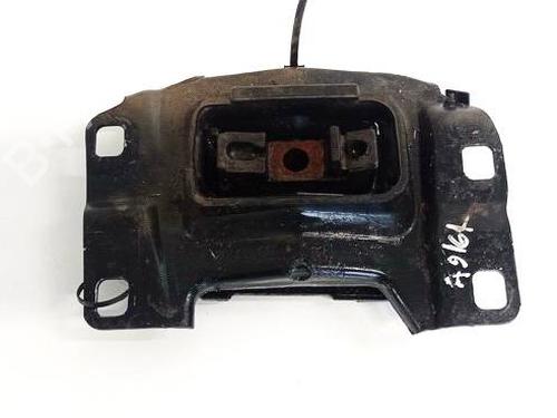 Used Engine mount VOLVO V50 (545) 2.0 D (136 hp) 32951486