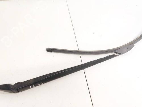 front-windshield-wiper-arm-toyota-auris-_e15_-2006-2007-2008-2009-2010-2011-2012-2013-32964136 main image