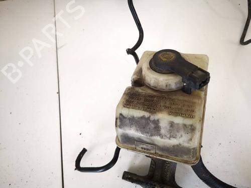 Used Brake fluid reservoir Brake fluid reservoir 35205071 35205071