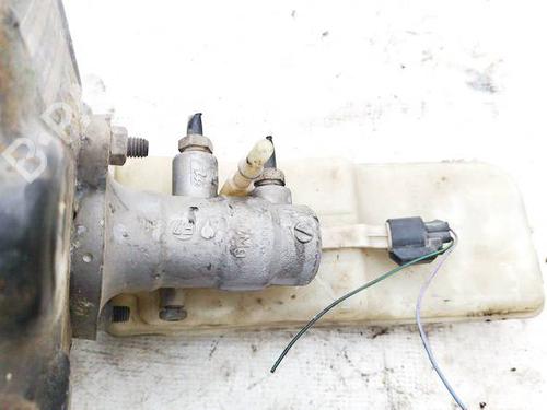 Used Brake master cylinder Brake master cylinder 35005521 35005521