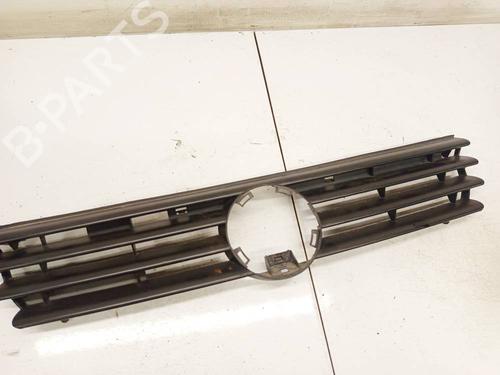 Used Grille Grille 34759742 34759742
