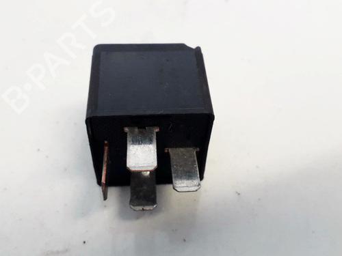 Electronic sensor FORD MONDEO III (B5Y) 2.0 TDCi | BP33064381M84 - Image 2