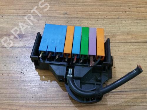 Used Fuse box Fuse box OPEL ZAFIRA A MPV (T98) 1.8 16V (F75) (116 hp) 33480051 33480051