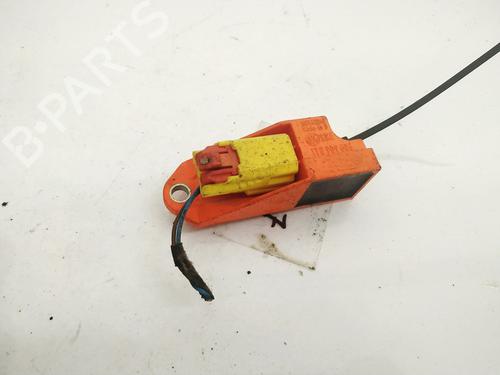 Used Electronic module Electronic module VW TOURAN (1T1, 1T2) 1.9 TDI (100 hp) 32895613 32895613