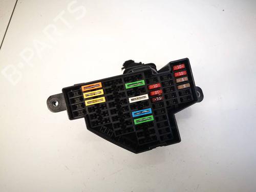 Used Fuse box Fuse box SEAT LEON (1P1) 1.6 (102 hp) 32943846 32943846