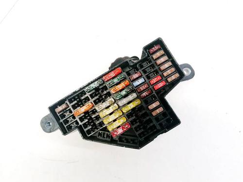 fuse-box-skoda-superb-ii-3t4-2008-2009-2010-2011-2012-2013-2014-2015-32925685 main image