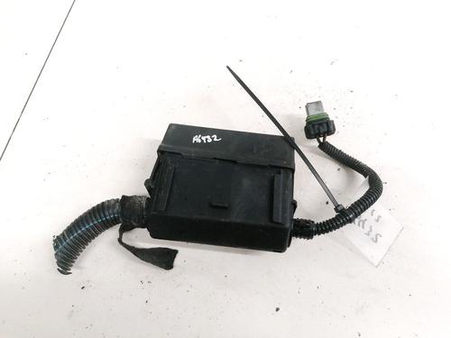 Used Fuse box Fuse box OPEL MERIVA A MPV (X03) 1.7 CDTI (E75) (100 hp) 33084805 33084805