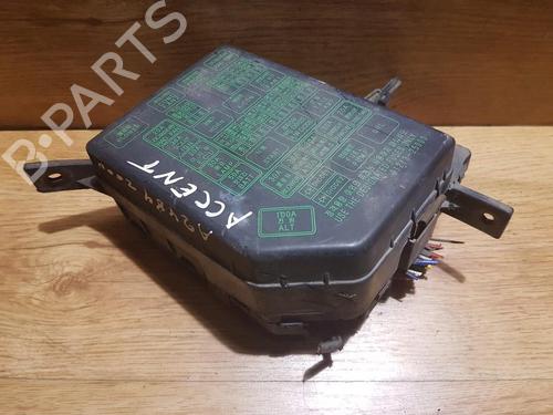 Used Fuse box Fuse box HYUNDAI ACCENT II (LC) 1.3 (83 hp) 33481912 33481912