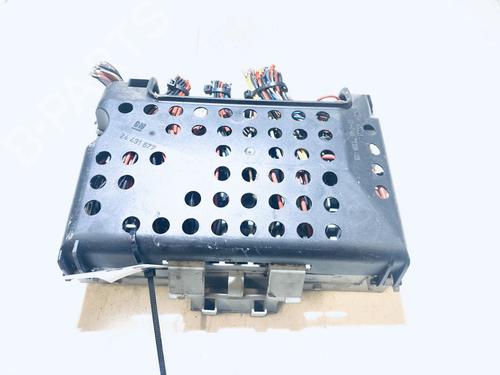 fuse-box-opel-zafira-a-mpv-t98-1999-2000-2001-2002-2003-2004-2005-2006-33104373 main image