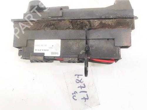 Used Fuse box Fuse box RENAULT ESPACE IV (JK0/1_) 1.9 dCi (JK0U) (116 hp) 32931338 32931338