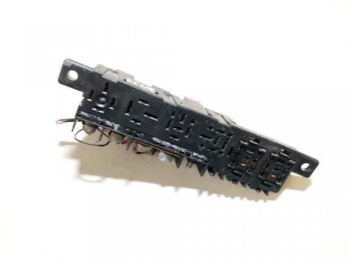 Fuse box VW PASSAT B5 Variant (3B5) 1.9 TDI Syncro/4motion | BP33082249E1 - Image 3