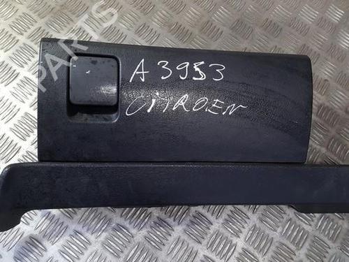 Used Glove box Glove box CITROËN XANTIA (X1_, X2_) 1.6 i (88 hp) 35687029 35687029