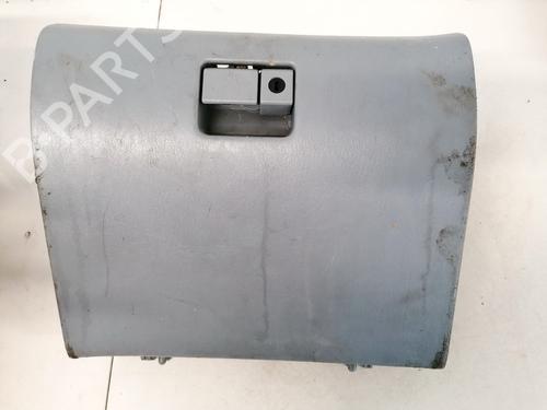 Used Glove box Glove box TOYOTA PREVIA II (_R3_) 2.0 D-4D (CLR30_, CLR30R) (116 hp) 35566770 35566770