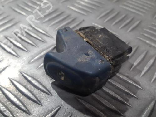 Used Switch Switch RENAULT MEGANE Scenic (JA0/1_) 1.6 e (JA0F) (90 hp) 33490774 33490774
