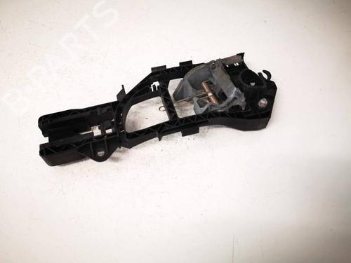 front-right-exterior-door-handle-vw-passat-b6-3c2-2005-2006-2007-2008-2009-2010-2011-36456097 main image