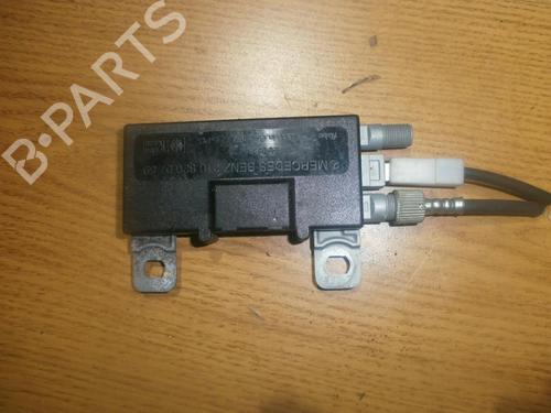 Used Electronic module Electronic module MERCEDES-BENZ E-CLASS (W210) E 430 (210.070) (279 hp) 33483068 33483068