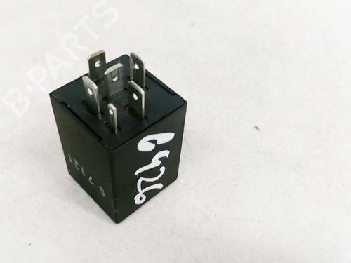 Electronic sensor AUDI 100 C4 Avant (4A5) 2.5 TDI | BP33080599M84 - Image 2