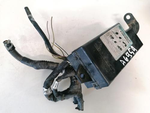 Used Fuse box SUBARU FORESTER (SG_) 2.0 S Turbo AWD (SG5) (177 hp) 33093270