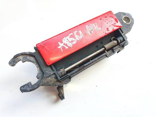 front-left-exterior-door-handle-audi-a4-b5-8d2-1994-1995-1996-1997-1998-1999-2000-2001-35251288 main image